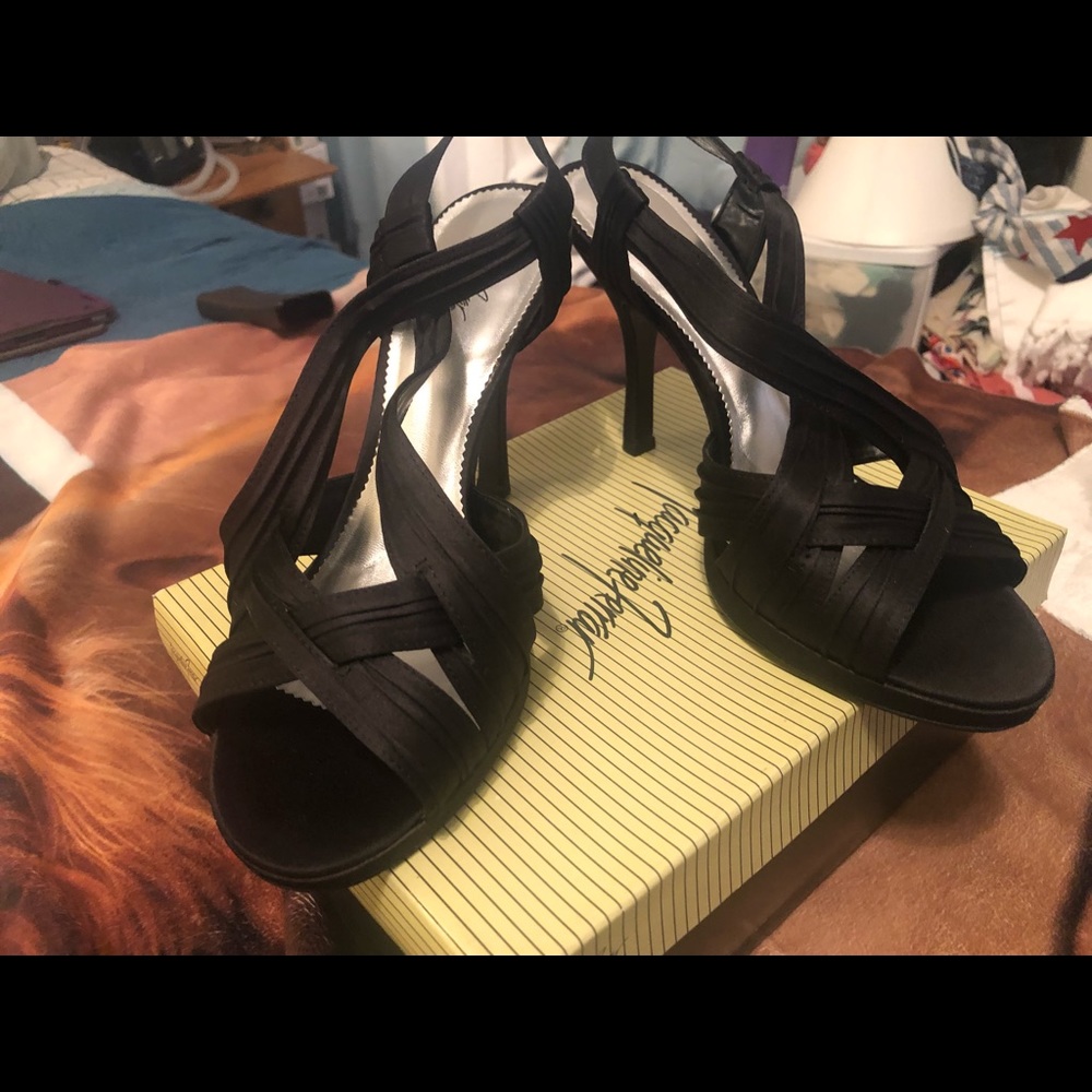 High heel strap dresses shoes size 11
